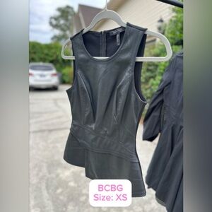 BCBGMaxAzria Gray Asymmetrical Sleeveless Tank Top